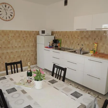 Apartment Ferienwohnung Rosmarin Mit Pool In